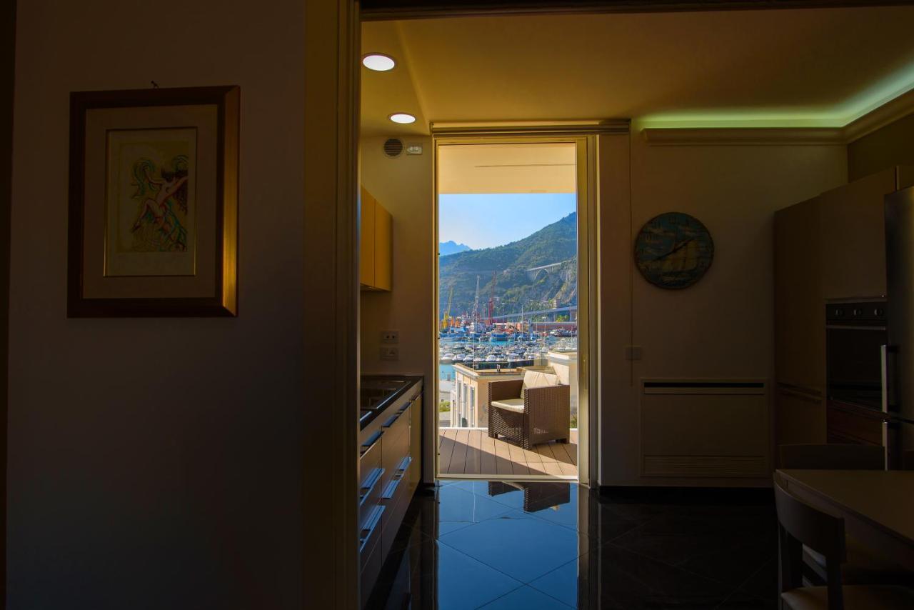 Mareluna Crescent - Luxury Seafront Experience Apartment Salerno Luaran gambar