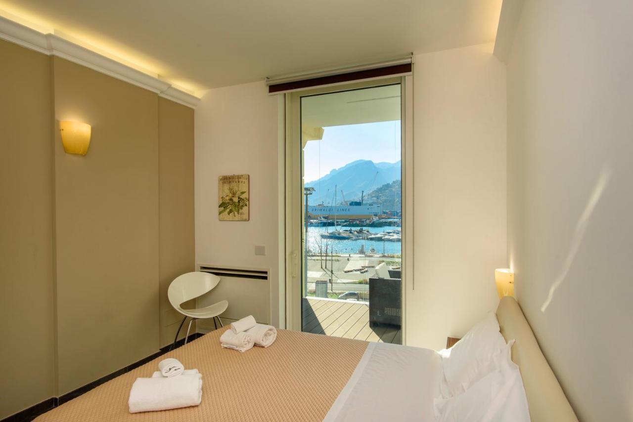 Mareluna Crescent - Luxury Seafront Experience Apartment Salerno Luaran gambar