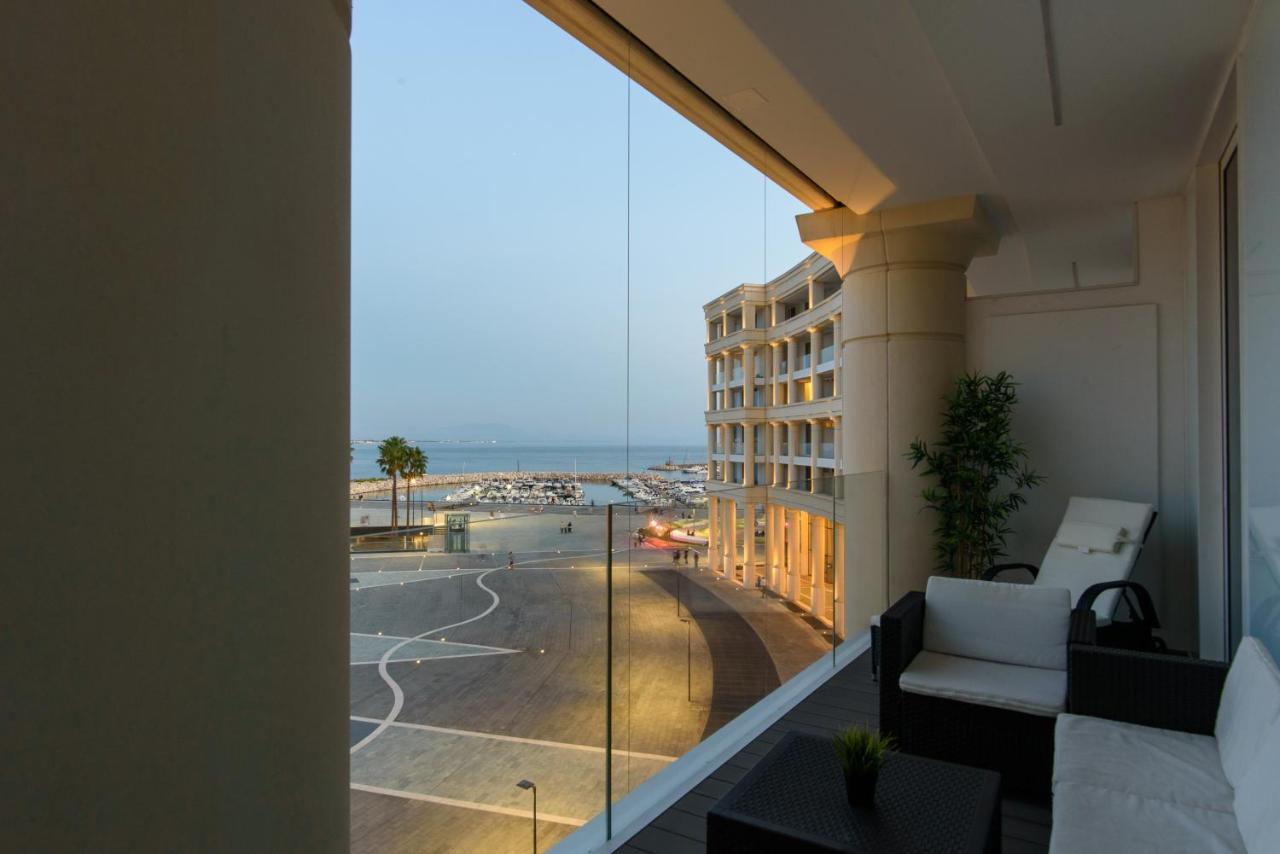 Mareluna Crescent - Luxury Seafront Experience Apartment Salerno Luaran gambar